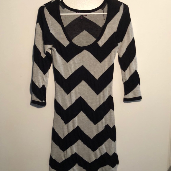 Sweater dress - Picture 1 of 4